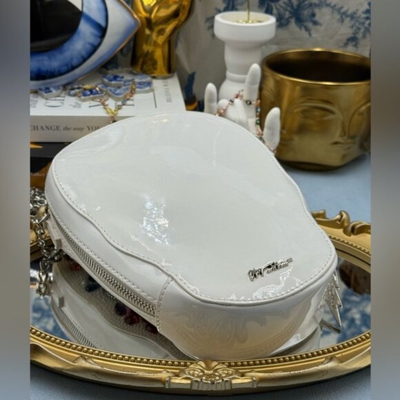 🆕 BETSEY JOHNSON 🧿 NWOT Bone-Jour Sugar Skull Crossbody Bag, White & Rainbow - Picture 8 of 13